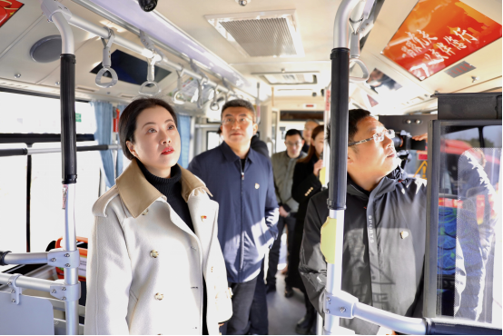 坚持党建引领 奋力争先创优丨市领导调研交通产业Ezpay党建、人才工作