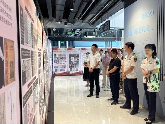 体味“光影里的清风廉政”——党建联盟单位七·一主题活动有新意