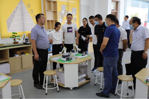 喜迎二十大|校企联建聚合力，携手奋进新征程